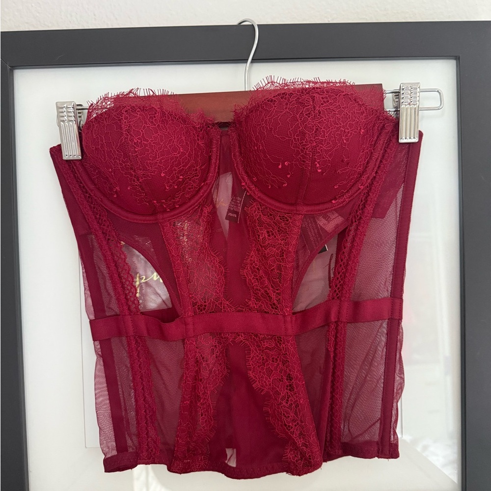 NWT Victoria's Secret Burgundy Lace Bustier 32B